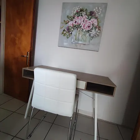 Mantalena Lägenhetshotell