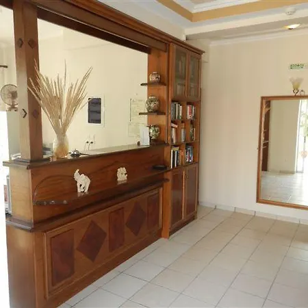 Mantalena 2* Alykanas (Zakynthos)